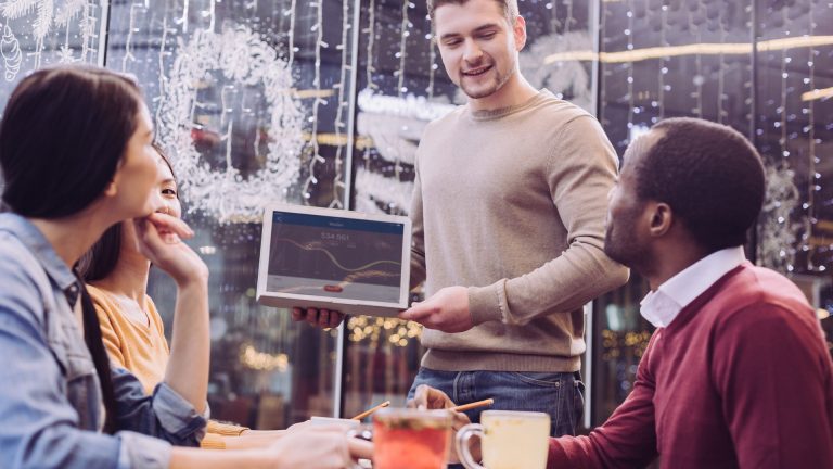 A importância do networking para empreendedores: Como criar conexões valiosas