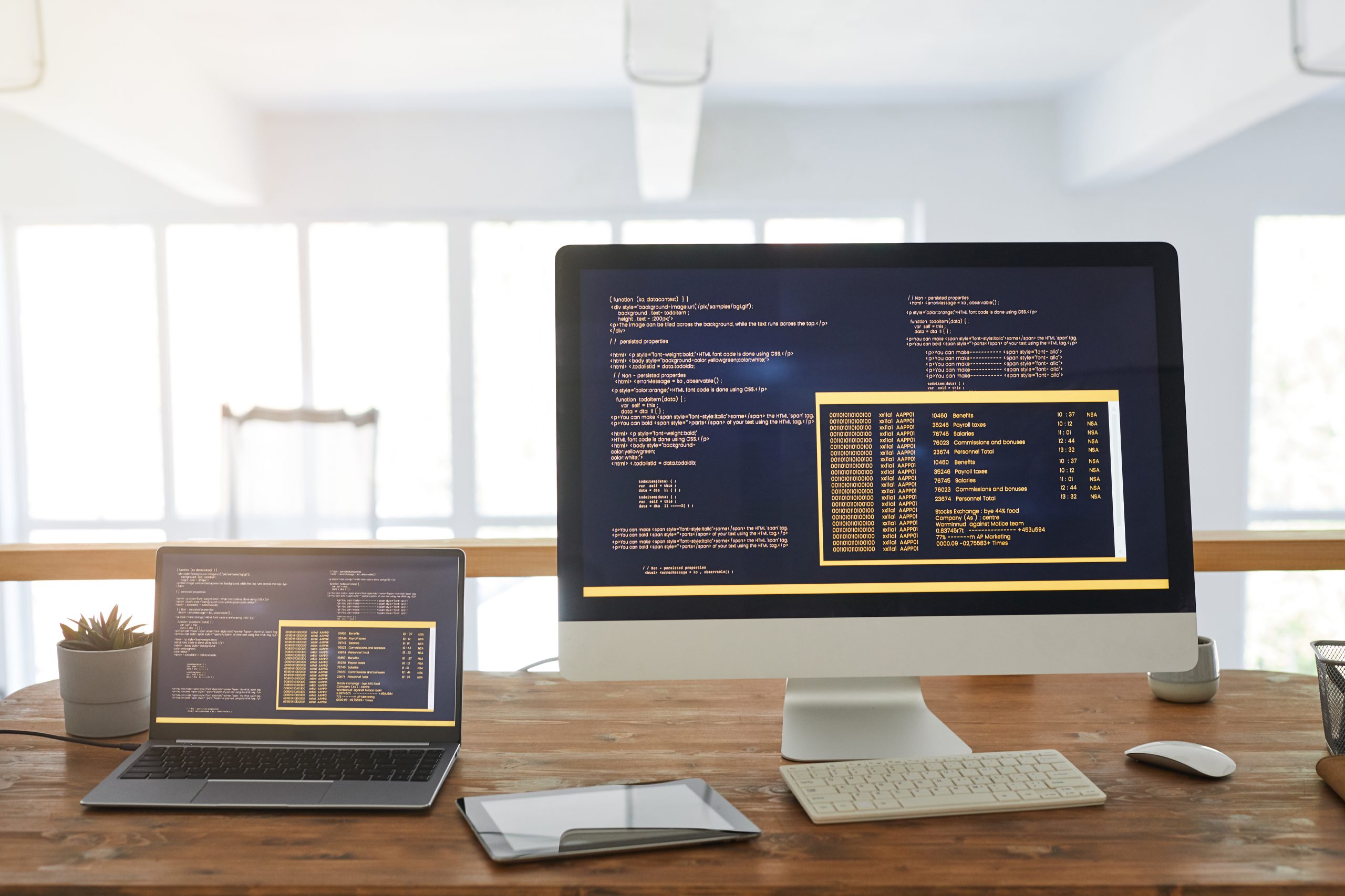 criar website Portugal - computadores com código para site profissional