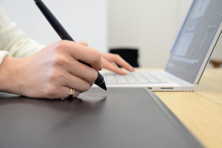 Agentes IA Pagamentos: Como Cobrar sem Equipa Técnica em 2026